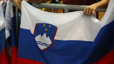 simbolična fotografija, slovenska zastava- 09.06.2018 &ndash; rokomet &ndash; Slovenija: Madžarska, kvalifikacije za SP 2019, 1. tekma: //FOTO: Bojan Velikonja