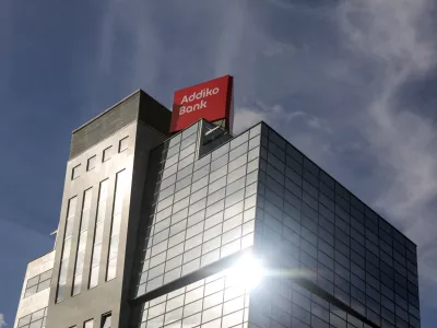 Za Addiko Bank se je vnela prevzemna vojna