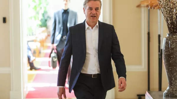 - Robert Golob, predsednik vlade RS in predsednik Gibanja Svoboda,- Luka Mesec, podpredsednik vlade in minister za delo, družino, socialne zadeve in enake možnosti,- 09.04.2026. - 197. redna seja vlade RS, ki je obenem zadnja v tej sestavi.//FOTO: Bojan Velikonja