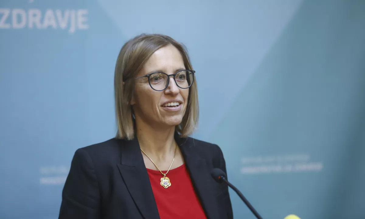 Ministrstvo trdi, da pristopi sledijo zakonu.