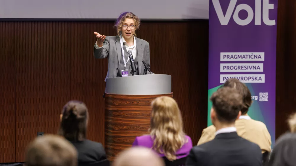 Ustanovni kongres stranke Volt Slovenija.Ustanovni clan in kandidat za sopredsednika stranke Borja Ranzinger. Foto: STA