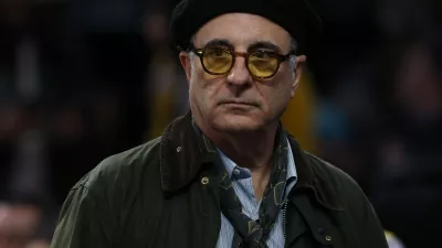 LOS ANGELES, CALIFORNIA - JANUARY 04: Andy Garcia attends a game between the Memphis Grizzlies and the Los Angeles Lakers in the second half at Crypto.com Arena on January 04, 2026 in Los Angeles, California.,Image: 1063584408, License: Rights-managed, Restrictions: NOTE TO USER: User expressly acknowledges and agrees that, by downloading and or using this photograph, User is consenting to the terms and conditions of the Getty Images License Agreement., Model Release: no / Foto: Profimedia