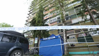 Ženska je v Veliki Gorici pri Zagrebu storila samomor tako, da je skočila z bloka, v stanovanju pa so našli mrtvo njeno 17-letno hčer. 