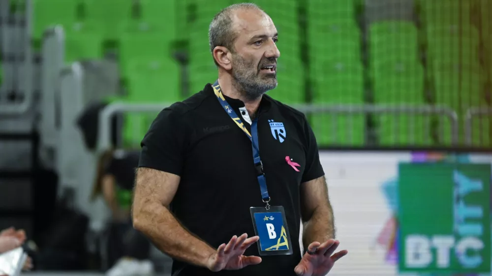 Dragan Adžić12.10. 2024 Krim Mercator - CSM Bukare&scaron;ta, evropska liga prvakinjFoto: Nik Erik Neubauer