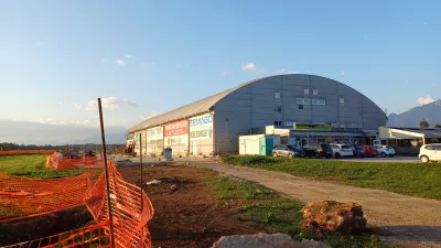 Korak k uresničitvi večnamenske zgradbe