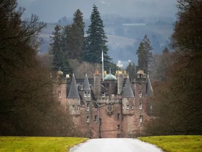 Image: 608832448, License: Rights-managed, Restrictions: Usage restrictions: Advertising and promotion,Commercial electronic,Consumer goods,Direct mail and brochures,Indoor display,Internal business usage,Personal use, Model Release: no