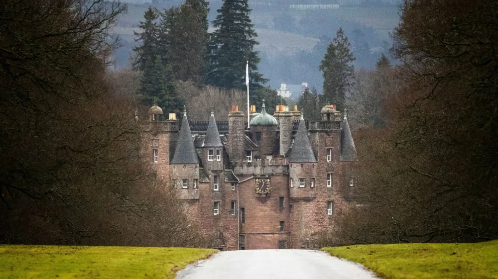 Image: 608832448, License: Rights-managed, Restrictions: Usage restrictions: Advertising and promotion,Commercial electronic,Consumer goods,Direct mail and brochures,Indoor display,Internal business usage,Personal use, Model Release: no