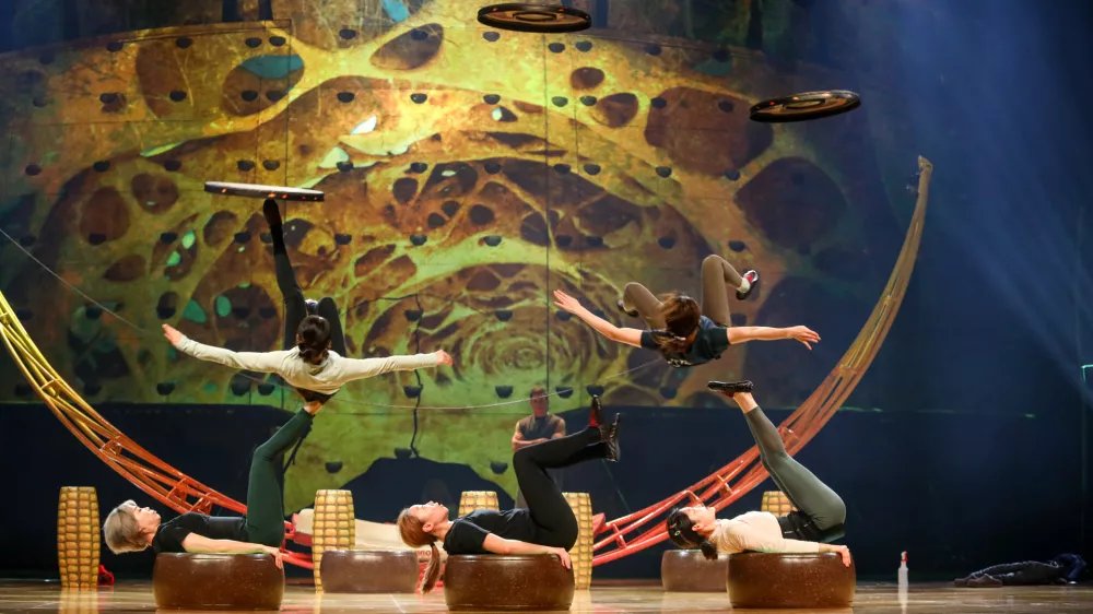 16.4..2026 - Znameniti Cirque du Soleil - cirkus - predstava dvorana Stožice LjubljanaFoto: Luka Cjuha