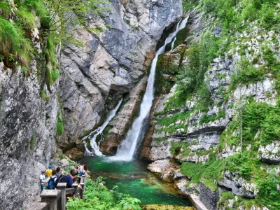 Dostop do slapa Savica je za zdaj brezplačen. / Foto: iStock