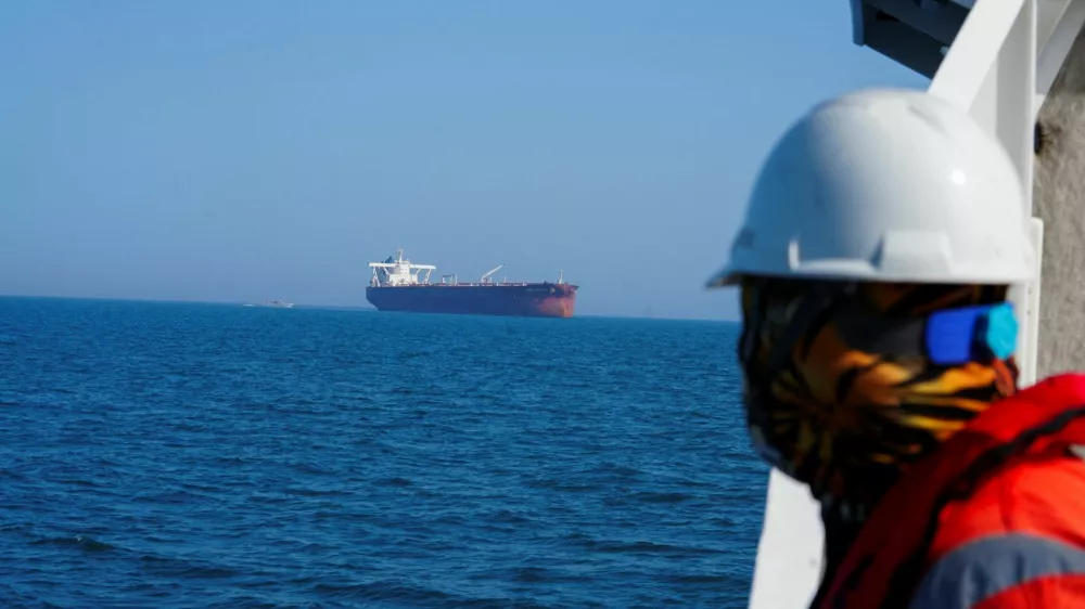 The Malta-flagged tanker Agios Fanourios I, an oil tanker that sailed through the Strait of Hormuz, arrives in Iraq's territorial waters off Basra,Iraq April 17, 2026. REUTERS/Mohammed Aty