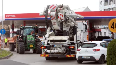 24.03.2026 - Petrol, bencinska črpalka, kolona, cena bencinaFoto: Tomaž Skale