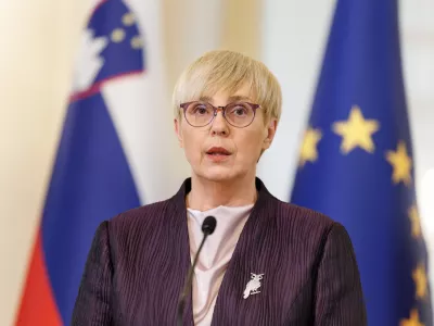 Ljubljana, predsedniska palaca.Izjava za medije predsednice republike Natase Pirc Musar po neformalnih pogovorih s predsednico in predsedniki strank, ki so se po neuradnih izidih parlamentarnih volitev uvrstile v DZ.