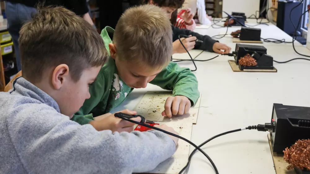 - 17.02.2026. - Mladinsko razvojnio tehnolo&scaron;ki center 404. Počitni&scaron;ko varstvo otrok pozimi.//FOTO: Bojan Velikonja