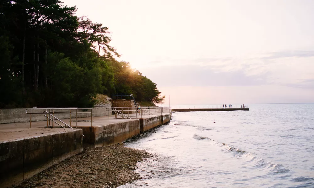 Po re&scaron;itvi spora bo policijska plaža letos kopalce pričakala urejena