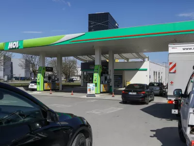 19.3.2026 - MOL Bencinski servis - bencinska pumpa - pomankanje goriva na bencinskih črpalkah - motena oskrba dobave gorivaFoto: Luka Cjuha