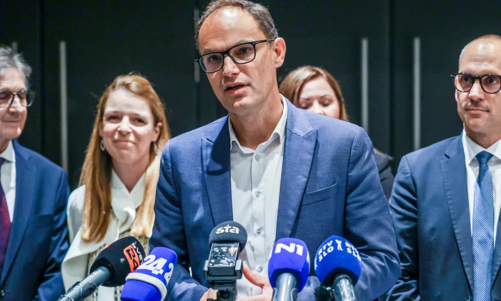 Ljubljana, DZ.Izjava za medije Anzeta Logarja ob izvolitvi podpredsednikov DZ.