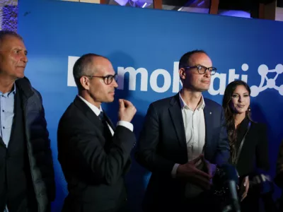 - Senko Pličanić,- Tadej Ostrc, predsednik Sveta stranke,- Anže Logar, predsednik stranke,- Eva Irgl, podpredsednica stranke,- 22.03.2026. Volitve v Državni zbor 2026. Volilni &scaron;tab stranke Demokrati Anžeta Logarja.//FOTO: Bojan Velikonja