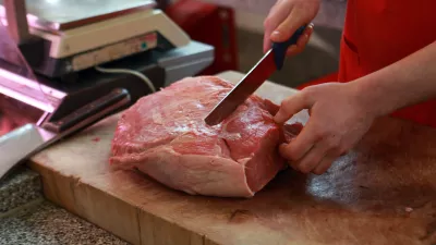 11.02.2026 - meso, mesar,tržnica, prodaja mesaFoto: Tomaž Skale