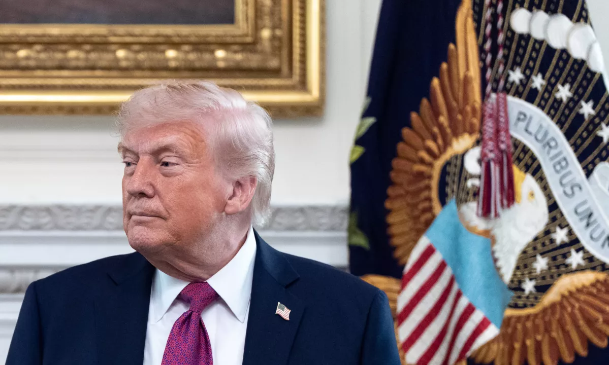 Predsednik Trump je v torek potrdil, da Združene države presojajo prošnjo za finančno podporo Združenim arabskim emiratom, ki se spopadajo z gospodarskimi posledicami vojne v Iranu.