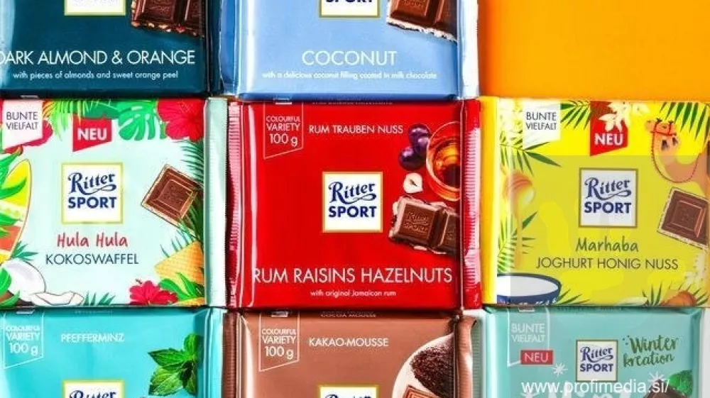 Zhytomyr, Ukraine - June 2, 2020: chocolate Ritter Sport bars. German chocolate, has 56 different tastes. Ritter Sport chocolate bar made by Alfred Ritter GmbH Co,Fotografija:526166930, Licenca:Royalty-free, Omejitve:Contributor country restriction: Worldwide, Worldwide.Contributor usage restriction: Advertising and promotion, Consumer goods.Contributor media restriction: {D5CB0A24-9CD1-4B0F-B81C-120622B8CBE2}, {D5CB0A24-9CD1-4B0F-B81C-120622B8CBE2}., Model izdaje:no