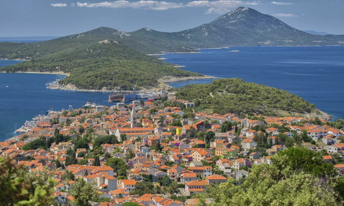 Namig za izlet: prvomajski pobeg k sosedom, ki združuje morje, okuse in naravo