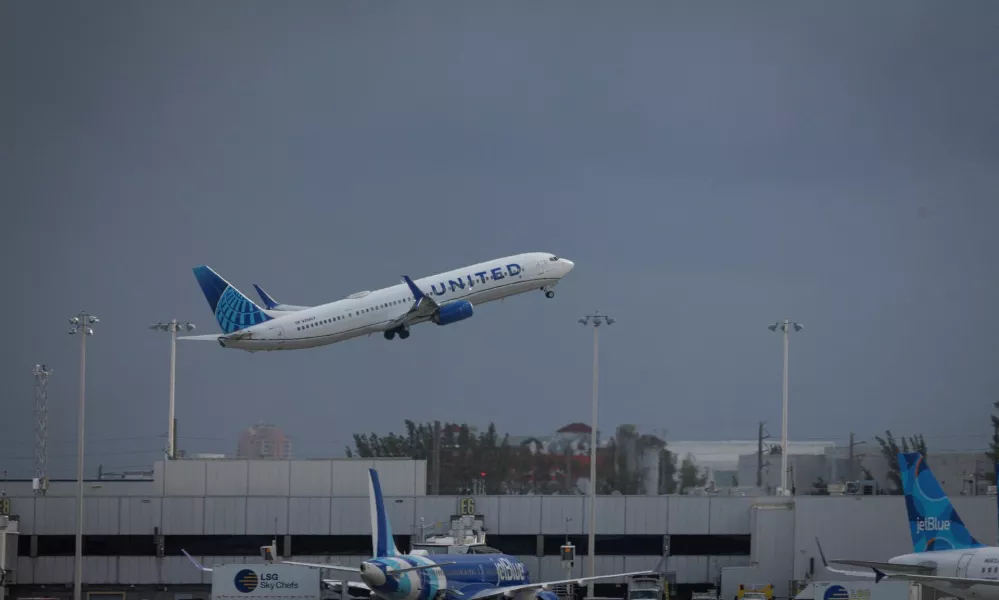 A United Airlines airplane departs from Fort Lauderdale - Hollywood International Airport, in Fort Lauderdale, Florida, U.S., April 23, 2026. REUTERS/Marco Bello