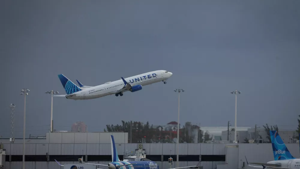 A United Airlines airplane departs from Fort Lauderdale - Hollywood International Airport, in Fort Lauderdale, Florida, U.S., April 23, 2026. REUTERS/Marco Bello