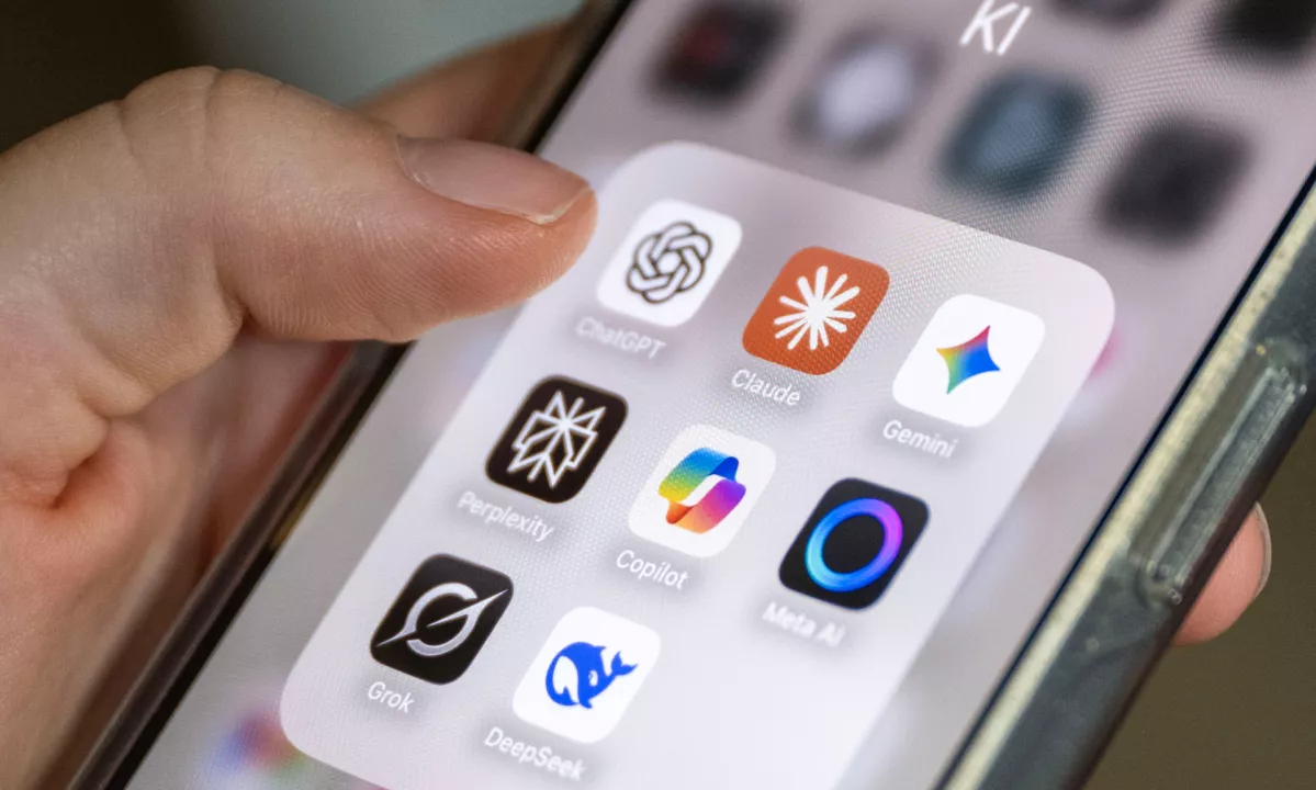 Raziskava je primerjala več vodilnih modelov umetne inteligence, vključno z GPT-4o in GPT-5.2 podjetja OpenAI, Claude Opus 4.5 podjetja Anthropic in Gemini 3 Pro Preview podjetja Google.