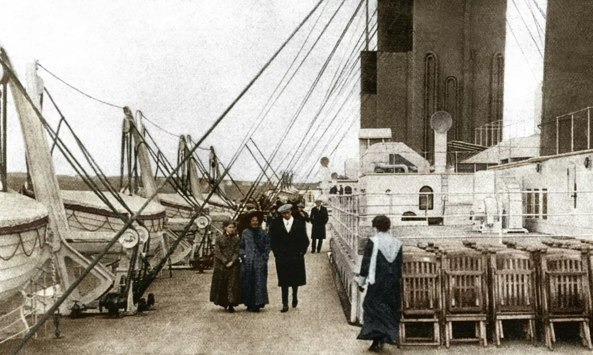 Mitologija potopljene arogance