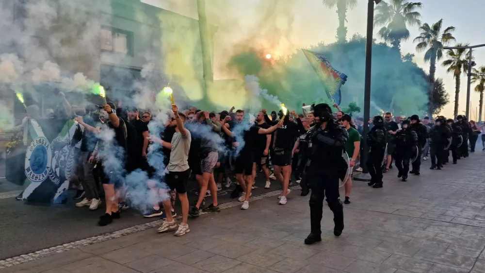 Neredi, Koper. Foto: PU Koper