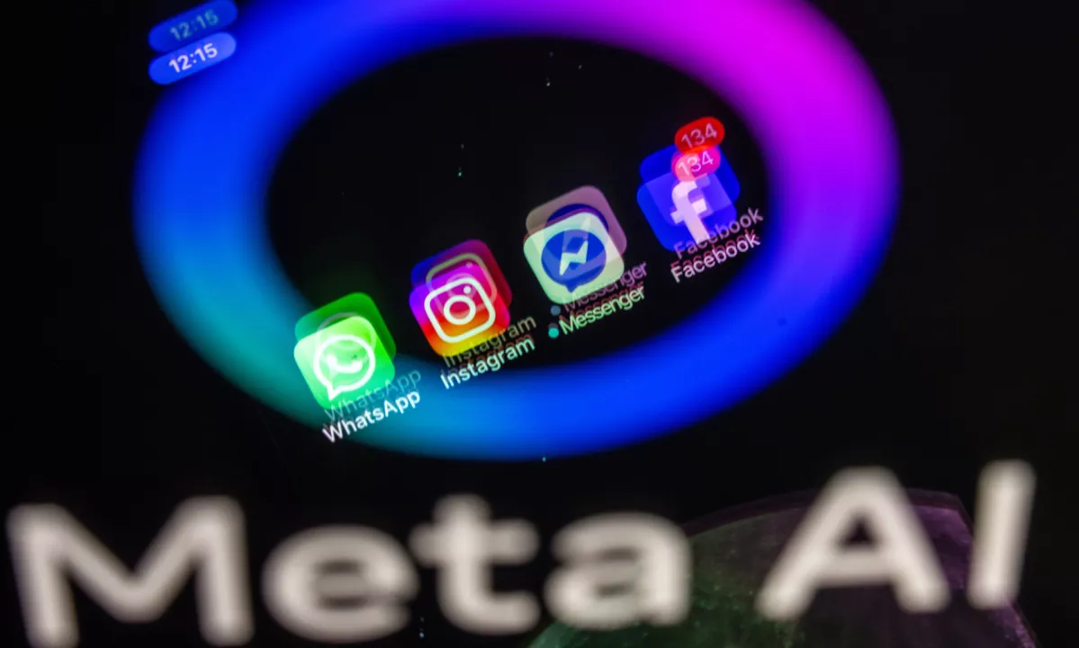 Zaposleni v Meti bodo primorani sisteme umetne inteligence učiti, kako opravljati njihovo delo.