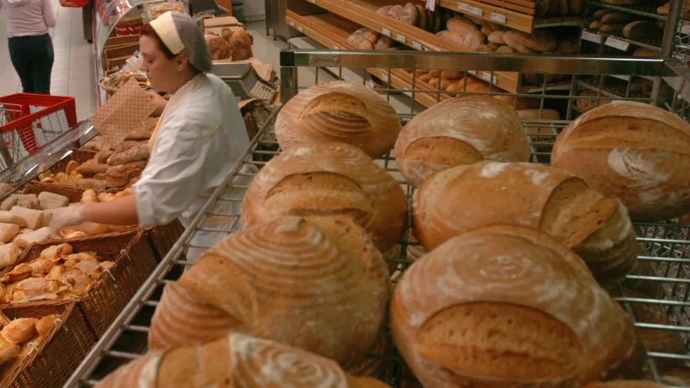 Nižji DDV na osnovna živila zdaj podpirajo politiki vseh barv