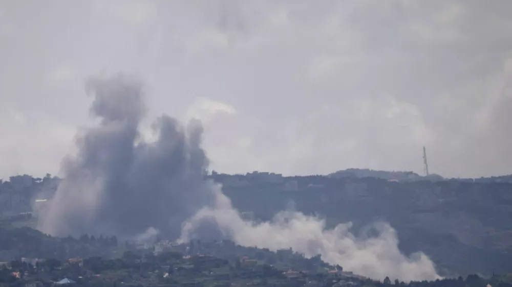 Smoke rises following an explosion in southern Lebanon, near the Israel-Lebanon border, as seen from northern Israel, April 27, 2026. REUTERS/Shir Torem REFILE - QUALITY REPEAT