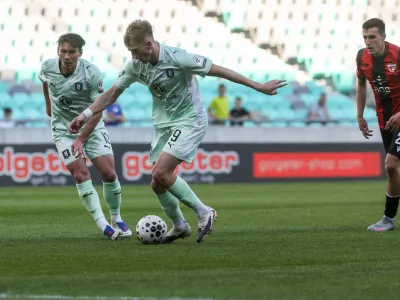 - Dimitar Mitrovski, - Dino Kojić,- 33. krog 1. slovenske lige Telemach v nogometu, NK Oplimpija - NK Primorje.//FOTO: Bojan Velikonja