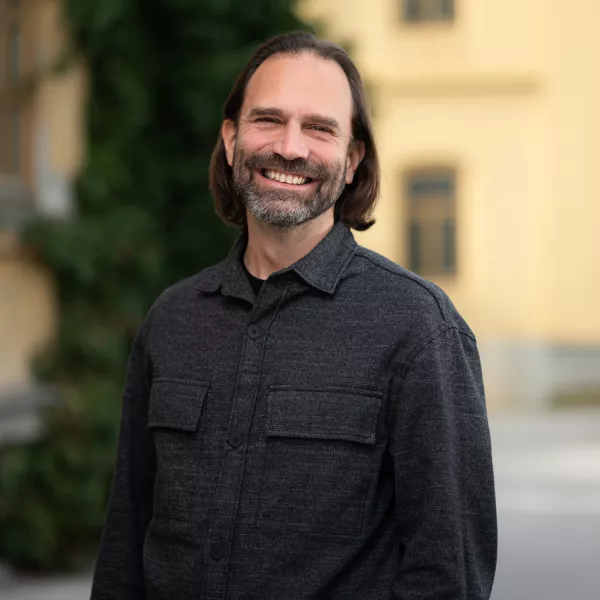 Je v sodobnih pogledih na razvoj Ljubljane gradnja stolpnic smiselna?