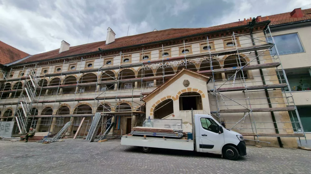 Stara grofija dobiva novo historično preobleko