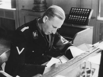 SS brigadirfirer Reinhard Heydrich, vodja bavarske policije in SD, fotografiran v M&uuml;nchnu leta 1934 / Foto: Wikipedija
