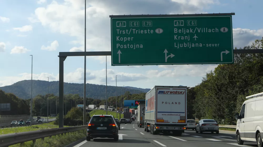 15.09.2025 - Avtocesta obvoznica - Kozarje - gneča - zastojFoto: Luka Cjuha