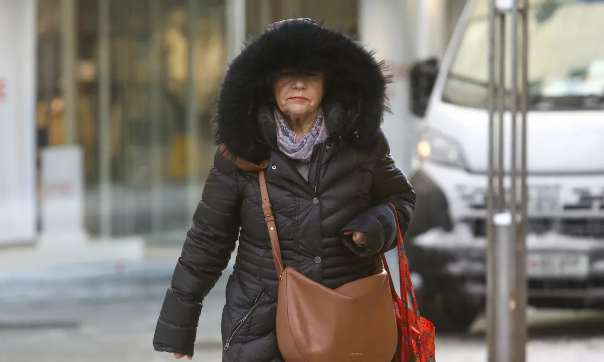 Zadnji aprilski dan je postregel z zelo mrzlim jutrom. Najnižjo temperaturo so izmerili na Kredarici, kjer je bilo kar 9 stopinj pod ničlo.