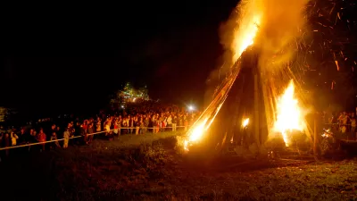 Rožnik 2011, Osrednja slovesnost ob prazniku dela v organizaciji Zveze svobodnih sindikatov Slovenije - kresovanje 1 majoto: Bojan Velikonja