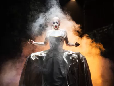 Travesty Sasha velour