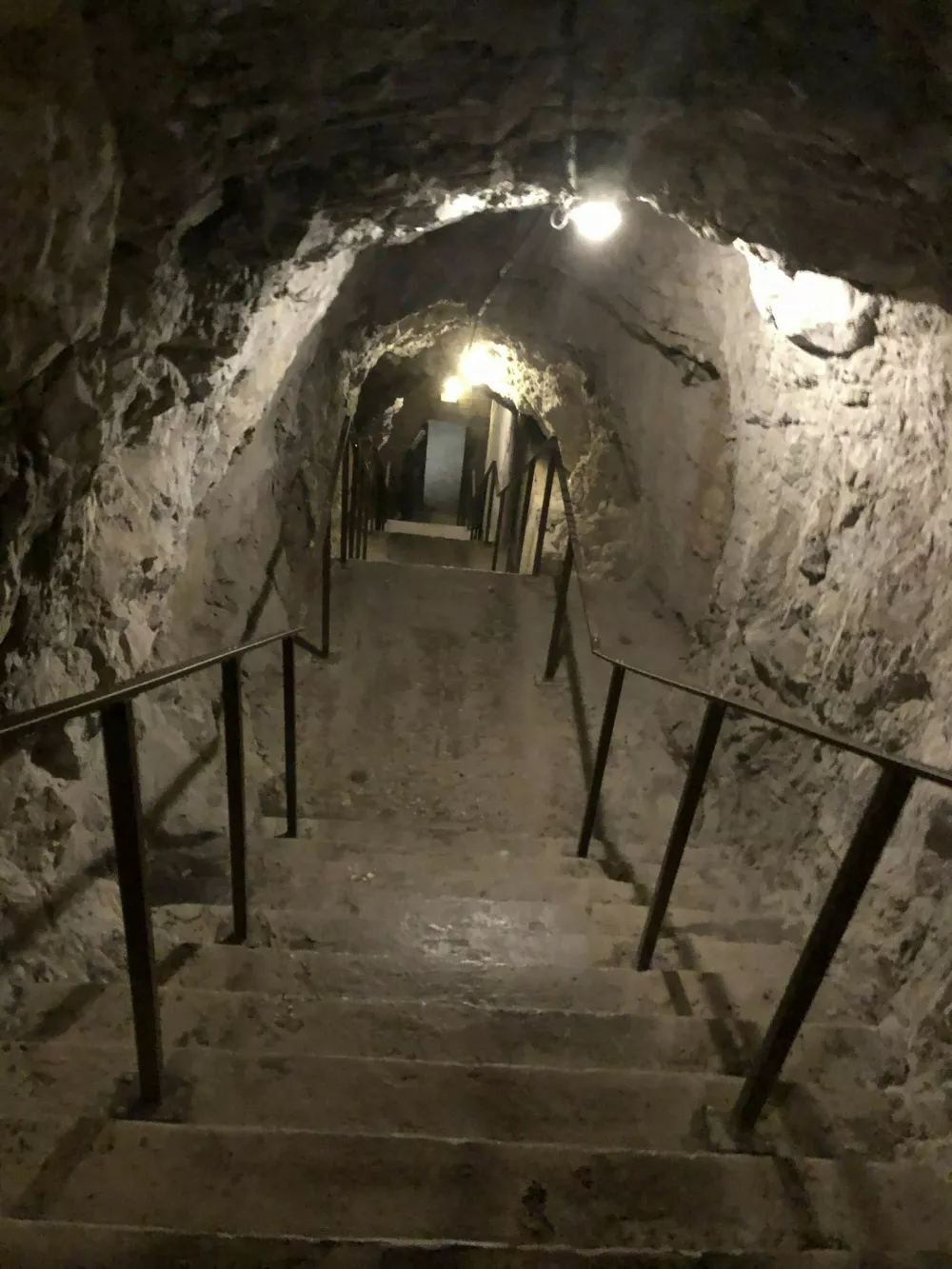 grad Devin, bunker