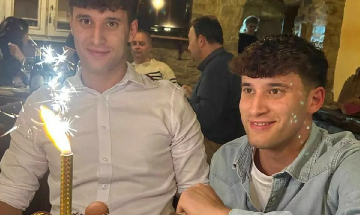 V Italiji se je zgodila tragedija, v kateri sta življenje izgubila 22-letna enojajčna dvojčka.