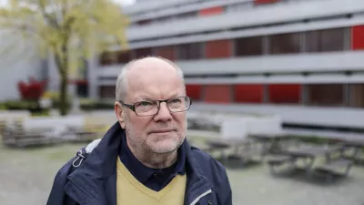 - 14.11.2019 - red. prof. dr. Maks Tajnikar, ekonomist in politik - redni profesor na ekonomski fakulteti v Ljubljani, nekdanji predsednik upravnega odbora in nadzornik Adrie Airways, nekdanji minister za malo gospodarstvo in minister za gospodarske dejavnosti v dveh vladah dr. Janeza Drnov?ka.  FOTO: Jaka GasarOPOMBA ? INTERVJU ZA OBJEKTIV 2019