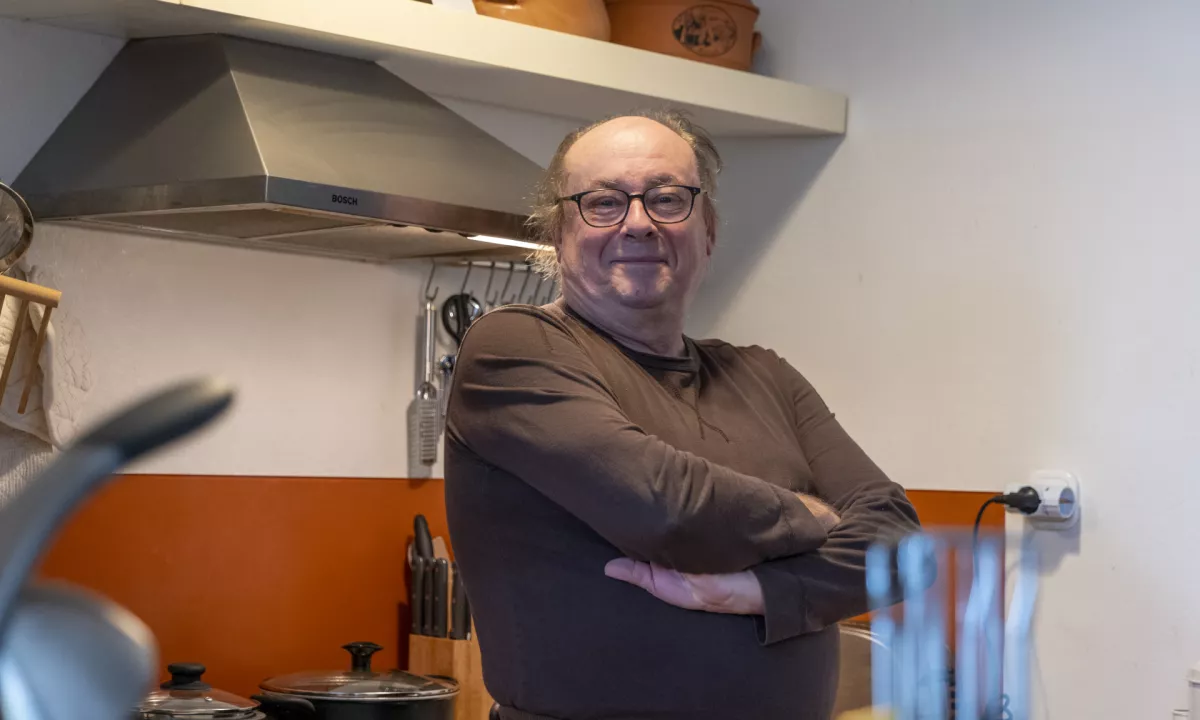 Z našo falango slavnih smo se sprehajali po eksotičnih plažah, iskali izgubljene osebe, častili diktatorja in največjega svetovnega politika ter si izmenjavali nespodobna sporočila.