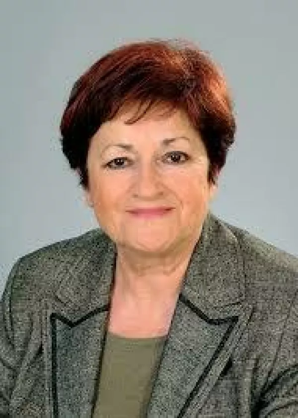 Mojca Kos Golja