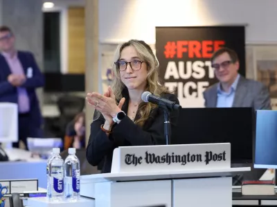 Reporter and member of the winning team for the Pulitzer Prize for Public Service Hannah Natanson speaks to the newsroom after the announcement of the 2025 Pulitzer Prizes on May 4, 2026, in Washington D.C. The Washington Post was named the winner in Feature Photography and Public Service categories as well as a finalist in National Reporting.  Tom Brenner/Washington Post via REUTERS/Handout via REUTERS  THIS IMAGE HAS BEEN SUPPLIED BY A THIRD PARTY FOR USE ONLY WITH THE WASHINGTON POST 2026 PULITZER ANNOUNCEMENT. NO ARCHIVES. NO SALES.