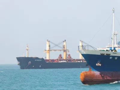 Vessels in the Strait of Hormuz near Bandar Abbas, Iran, May 4, 2026. Amirhosein Khorgooi/ISNA/WANA (West Asia News Agency) via REUTERS ATTENTION EDITORS - THIS PICTURE WAS PROVIDED BY A THIRD PARTY