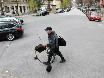 Nevarna prevara v Ljubljani: Pobral denar, dimnika pa ni očistil