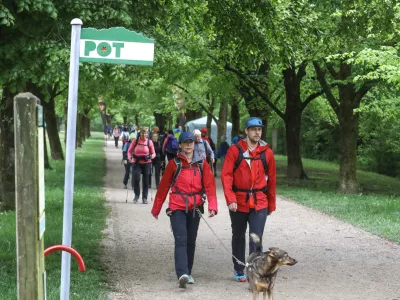 - 07.05.2022 &ndash; 64. Pohod Pot ob žici 2022 - Pot spominov in tovari&scaron;tva (PST) &ndash;  //FOTO: Luka Cjuha